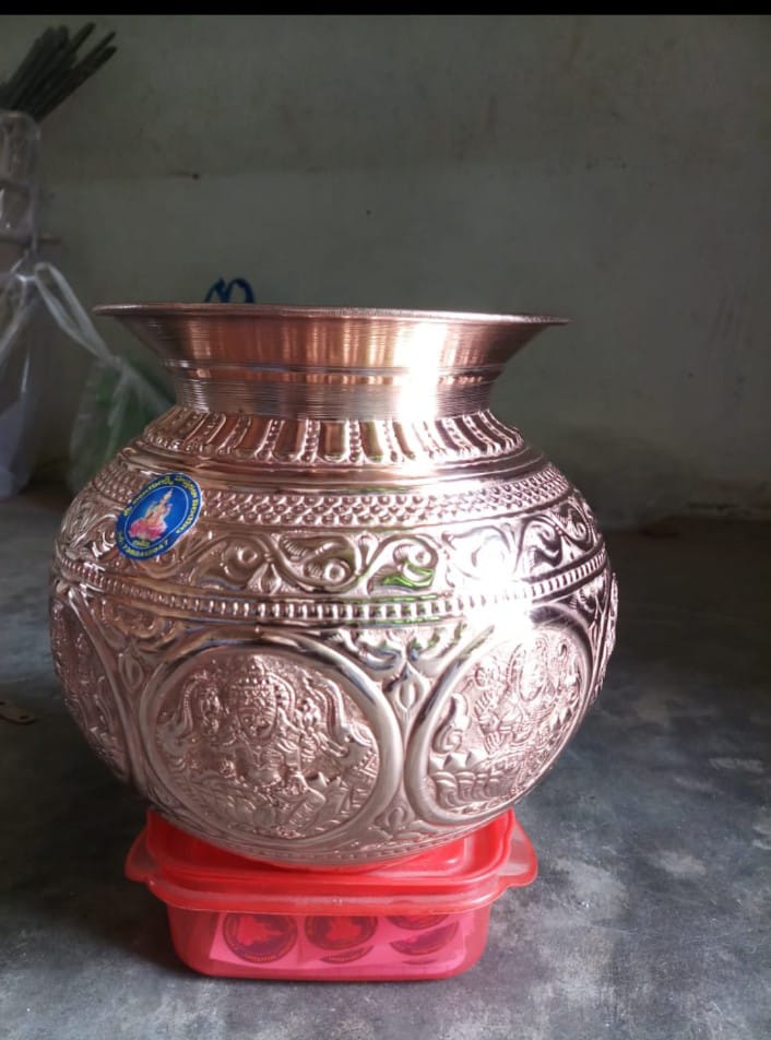 Ashtalakshmi Bindi