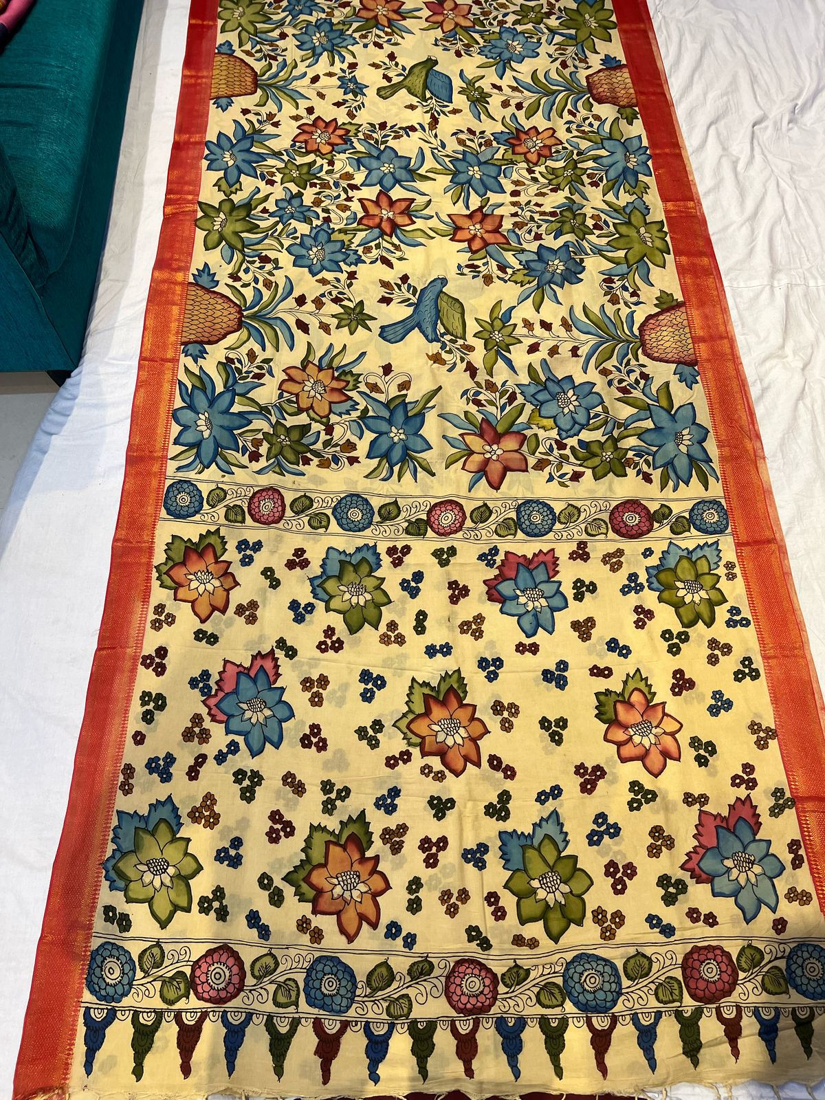 Cream Bangalore Floral Saree with Birds & Decorative 